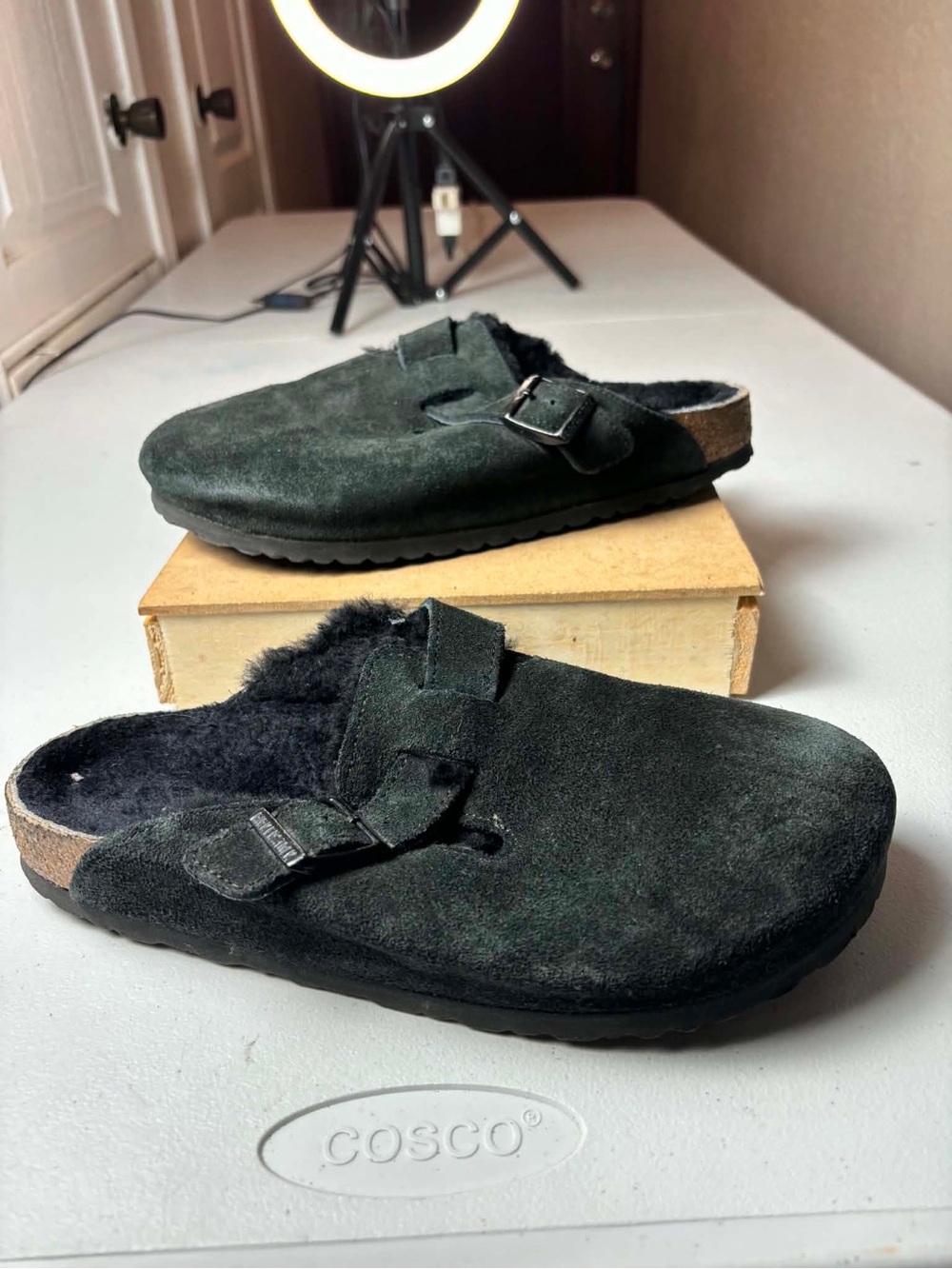 Birkenstock Suede Boston Black
Shearling Size 41 US W 10 M 8
Clogs Slides - Picture 9 of 9